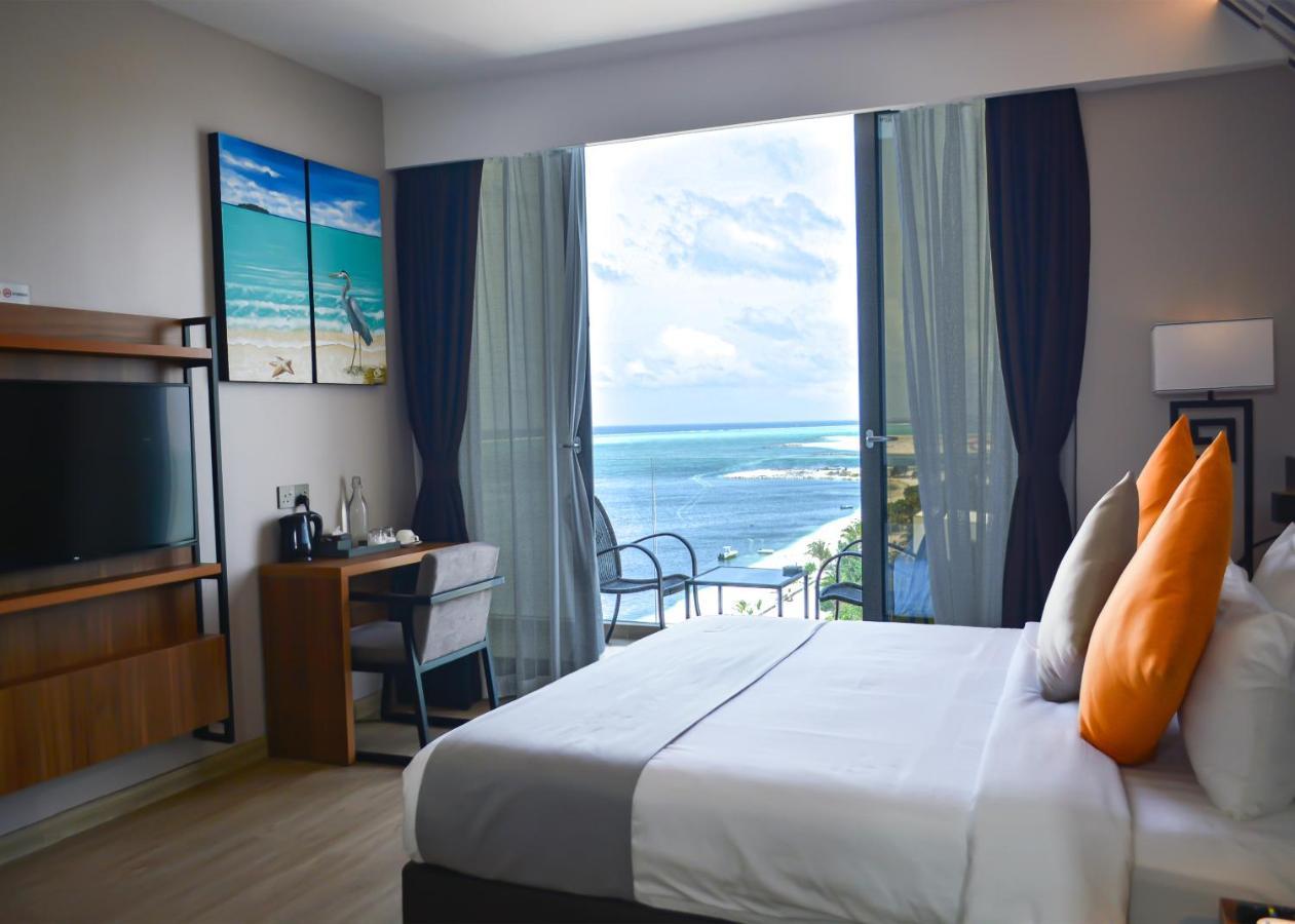 Triton Prestige Seaview And Spa Маафуші Екстер'єр фото