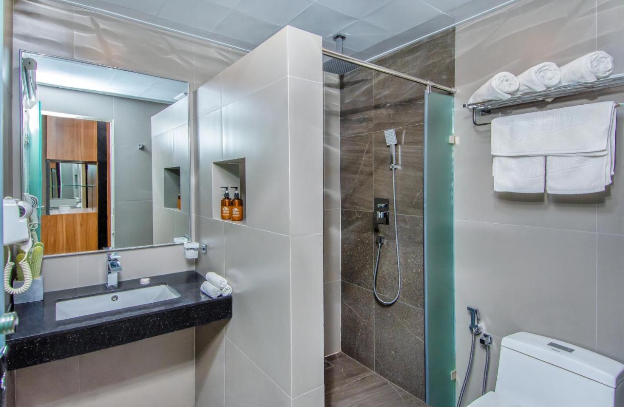 Triton Prestige Seaview And Spa Маафуші Екстер'єр фото